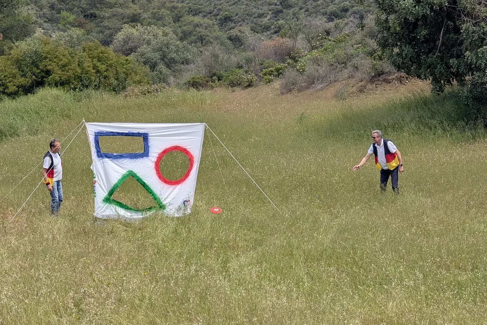 A challenge station with its target in a field on the rally course